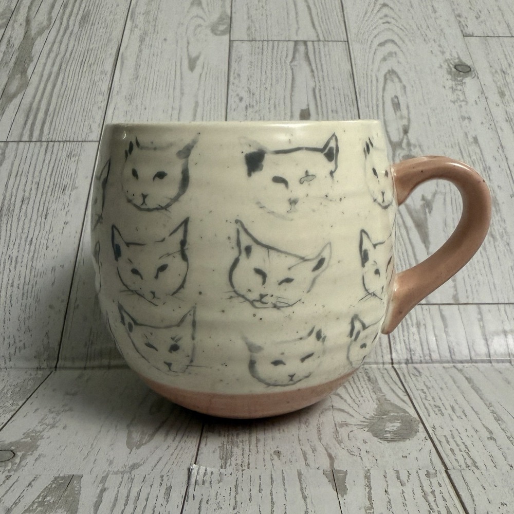 ANTHROPOLOGIE Leah Reena Goren‎ Kitty Cat Sketches Ceramic Mug Handle RARE